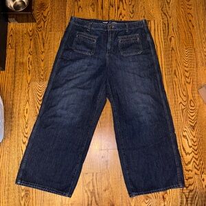 Old Navy Woman’s Wide Leg Blue Jeans